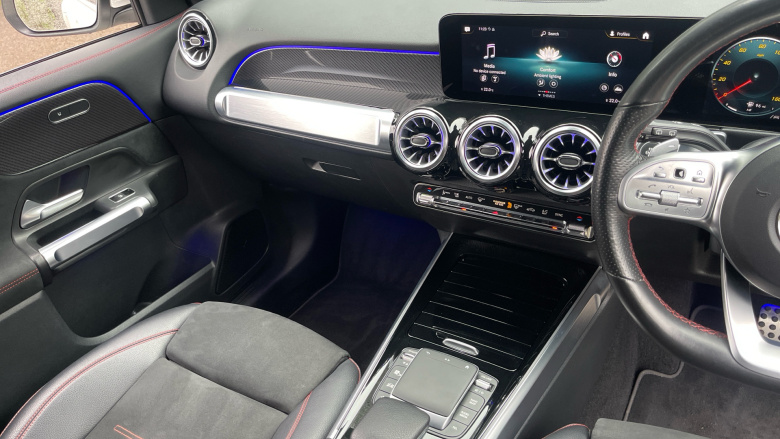 Mercedes-Benz GLB 220d 4Matic AMG Line Premium 5dr 8G-Tronic Diesel Estate